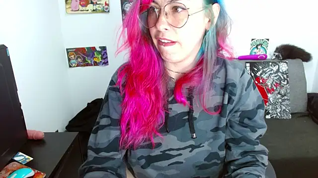 natasha laulau online show from 12-19-25, 12:25