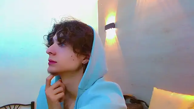 Sr BonnyEthan online show from 10-15-25, 02:03