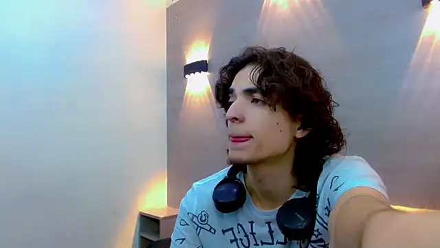 Sr BonnyEthan online show from 10-09-25, 01:55