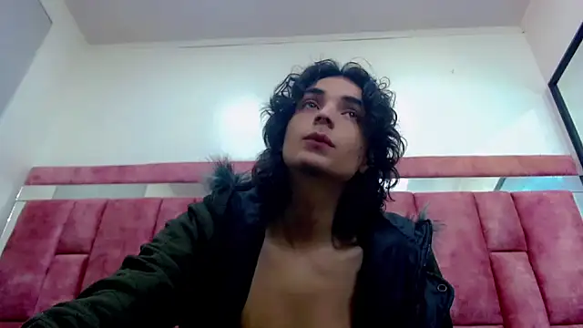 Sr BonnyEthan online show from 10-21-25, 01:54