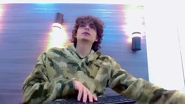 Sr BonnyEthan online show from 04-13-26, 12:53