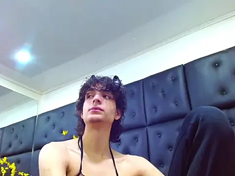 Sr BonnyEthan online show from 03-06-26, 01:17