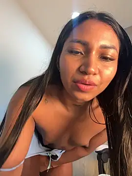 Barbiebrunette  online show from 09-22-25, 06:41