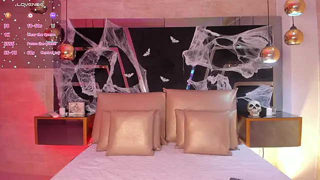 DaraBeckett online show from 10-31-25, 10:12