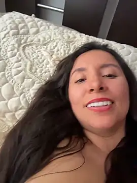 Snapshot of emely_sexx20 chatting on 04-19-26, 06:10 emely sexx20 online show from 04-19-26, 06:10