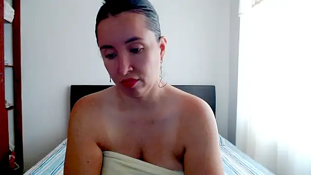 emely sexx20 online show from 12-04-25, 02:49