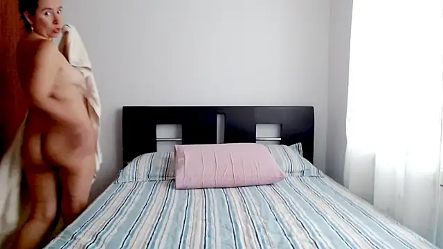 emely sexx20 online show from 12-15-25, 02:34