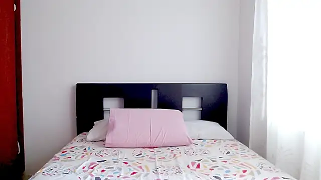 emely sexx20 online show from 11-03-25, 05:38