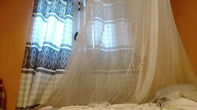 Snapshot of titi_fiesta chatting on 10-11-25, 06:03 titi fiesta online show from 10-11-25, 06:03