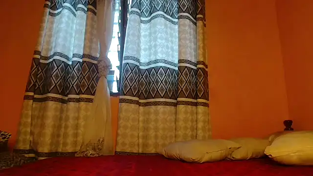 Snapshot of titi_fiesta chatting on 05-19-26, 06:53 titi fiesta online show from 05-19-26, 06:53