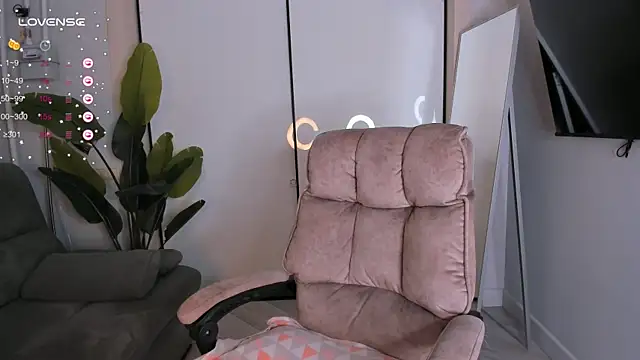 helen ramsay online show from 12-15-25, 02:56