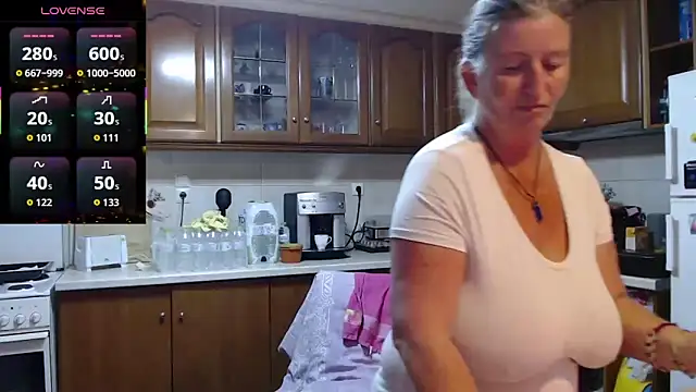 JennaDeluxe online show from 04-08-26, 09:44