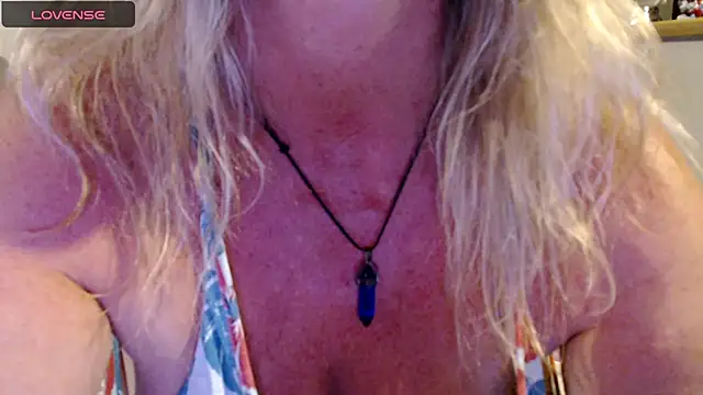 JennaDeluxe online show from 09-23-25, 09:11