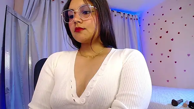 Snapshot of ashlei_ chatting on 10-14-25, 03:18 ashlei online show from 10-14-25, 03:18