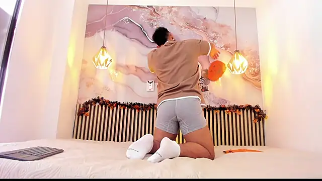 BrianMalonee online show from 11-04-25, 12:09