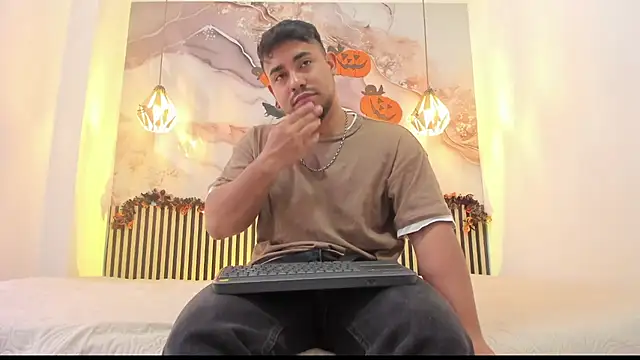 BrianMalonee online show from 10-25-25, 01:01