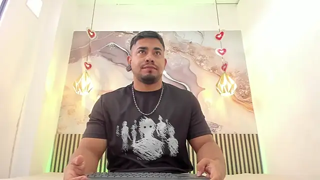 BrianMalonee online show from 04-10-26, 12:34