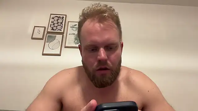 Snapshot of jerkoffwankster chatting on 12-20-24, 05:36 jerkoffwankster online show from 12-20-24, 05:36