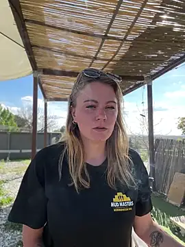 selenaluvv online show from 04-19-26, 03:57