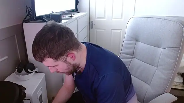 maxy49 online show from 01-11-26, 05:31