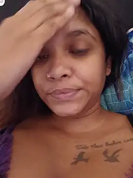 Snapshot of Indianqueen03 chatting on 07-18-26, 10:24 Indianqueen03 online show from 07-18-26, 10:24