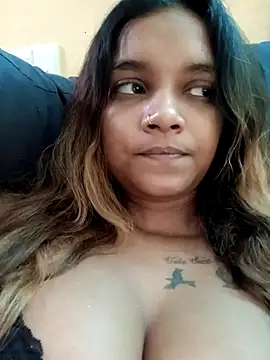 Indianqueen03 online show from 12-18-25, 01:37