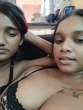 Indianqueen03 online show from 06-12-26, 12:14