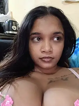 Indianqueen03 online show from 06-07-26, 06:02