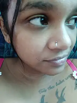 Snapshot of Indianqueen03 chatting on 06-27-26, 10:10 Indianqueen03 online show from 06-27-26, 10:10