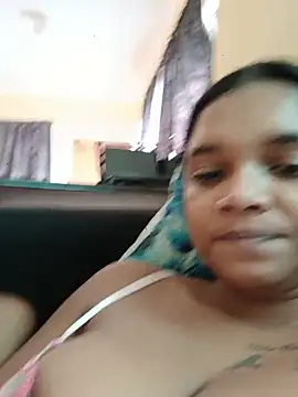 Snapshot of Indianqueen03 chatting on 06-23-26, 10:46 Indianqueen03 online show from 06-23-26, 10:46