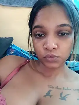 Indianqueen03 online show from 10-19-25, 11:57