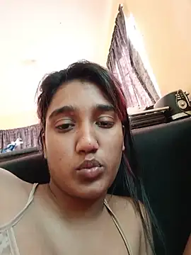 Snapshot of Indianqueen03 chatting on 06-27-26, 12:55 Indianqueen03 online show from 06-27-26, 12:55