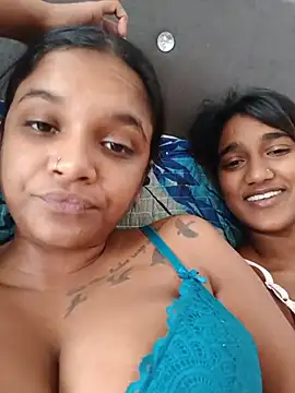 Snapshot of Indianqueen03 chatting on 07-23-26, 10:45 Indianqueen03 online show from 07-23-26, 10:45