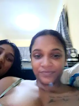 Indianqueen03 online show from 10-23-25, 07:12