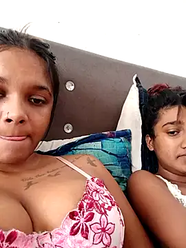 Snapshot of Indianqueen03 chatting on 07-16-26, 08:55 Indianqueen03 online show from 07-16-26, 08:55