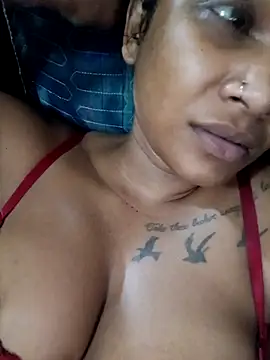 Snapshot of Indianqueen03 chatting on 03-10-26, 08:57 Indianqueen03 online show from 03-10-26, 08:57