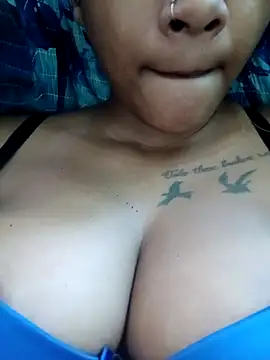 Snapshot of Indianqueen03 chatting on 02-06-26, 10:00 Indianqueen03 online show from 02-06-26, 10:00