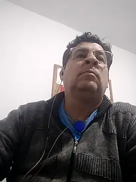 Snapshot of karatecobrakay2012 chatting on 06-12-26, 02:59 karatecobrakay2012 online show from 06-12-26, 02:59