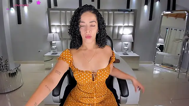 AlessaRomero online show from 03-23-26, 07:47