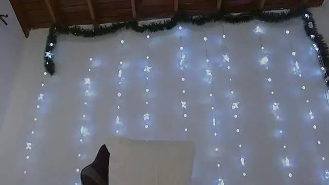  diana cute online show from 12-18-25, 08:45