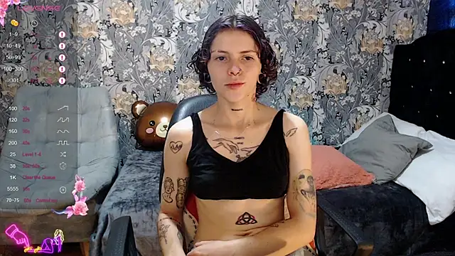 Snapshot of pretty_cristal69 chatting on 05-03-26, 01:25 pretty cristal69 online show from 05-03-26, 01:25