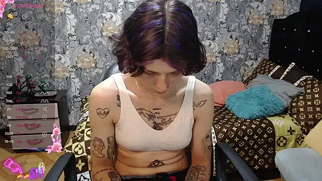 Snapshot of pretty_cristal69 chatting on 04-19-26, 09:50 pretty cristal69 online show from 04-19-26, 09:50