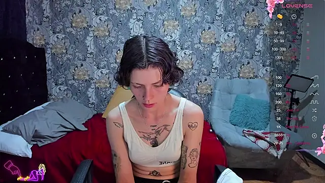 pretty cristal69 online show from 07-14-26, 11:33