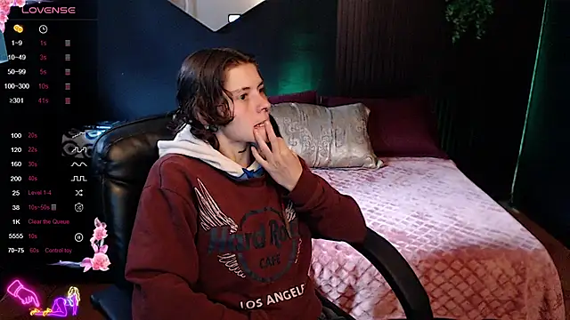 pretty cristal69 online show from 03-13-26, 01:05