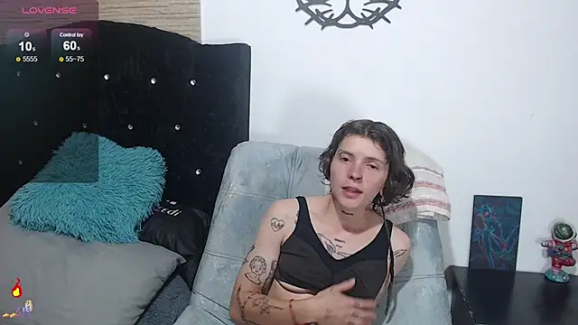 pretty cristal69 online show from 09-12-25, 02:44