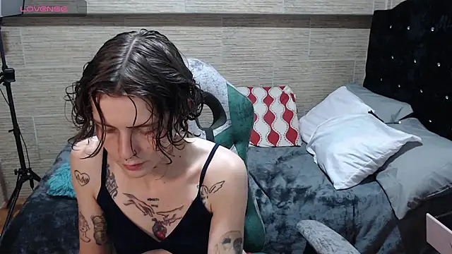 pretty cristal69 online show from 02-28-25, 12:10