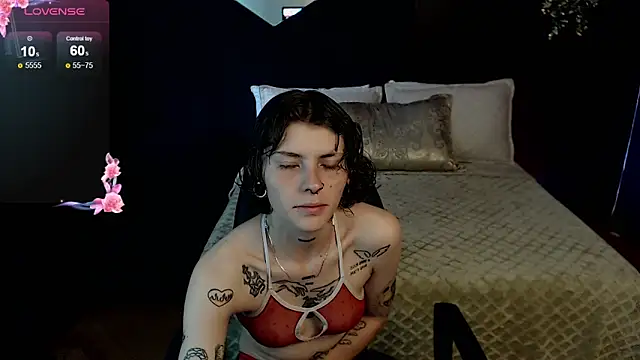 pretty cristal69 online show from 02-06-26, 01:07