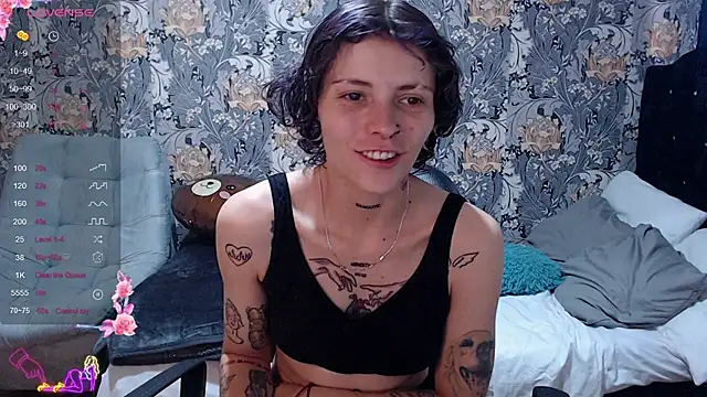 pretty cristal69 online show from 06-15-26, 03:23