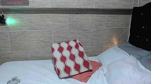 pretty cristal69 online show from 03-18-25, 01:24