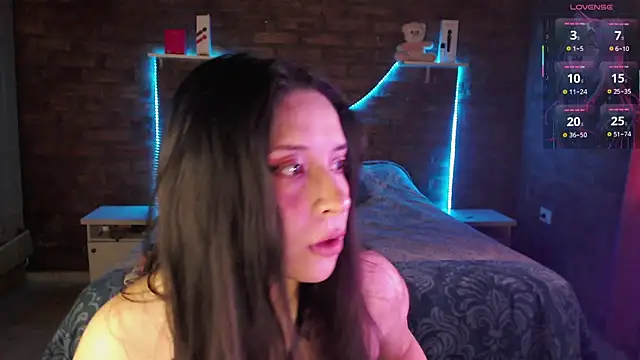 KityEstrover online show from 11-09-25, 10:58